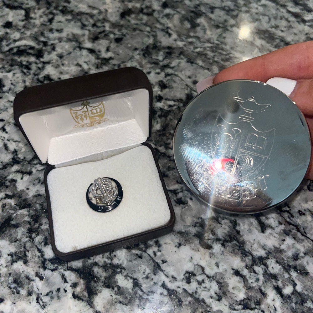 COPY - gamma phi beta pin